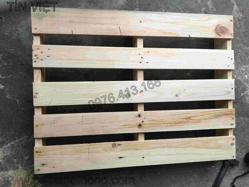 Giát gưởng gỗ thông 1